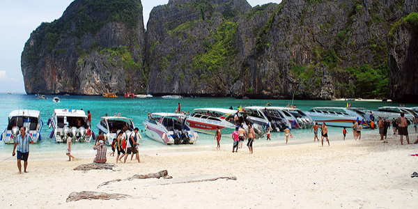 Thaïlande : la baie du film La Plage fermée aux bateaux