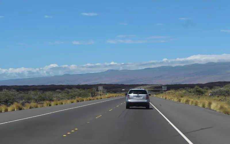 Hawaï recycle le plastique marin dans ses routes