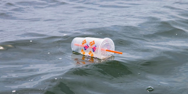 Le plastique dans l'océan désormais surveillé par satellite