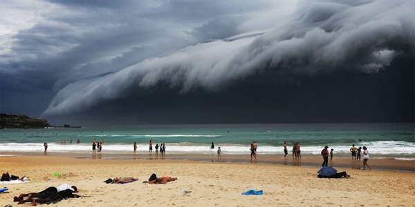 L'incroyable orage qui a frappé une plage australienne