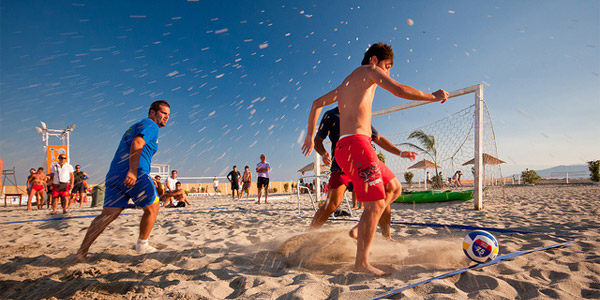 Le beach soccer déboule sur les plages