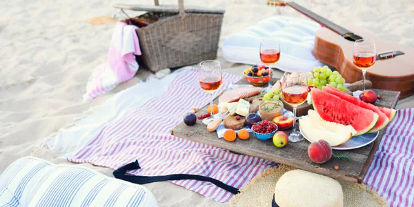 10 idées de recettes pour un pique-nique à la plage