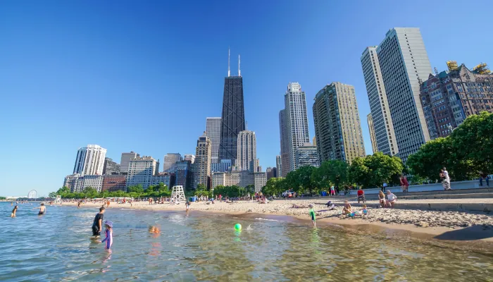 Loin de la mer, Chicago compte pourtant de nombreuses plages